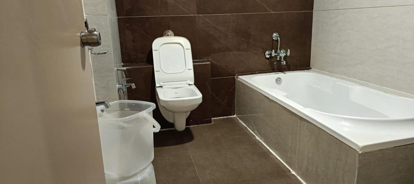 Hotel Royal Square Gandhinagar Buitenkant foto