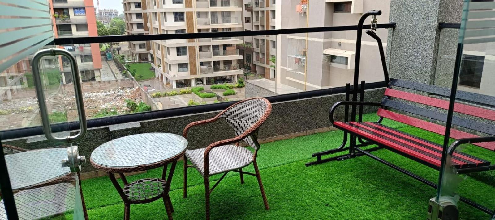 Hotel Royal Square Gandhinagar Buitenkant foto