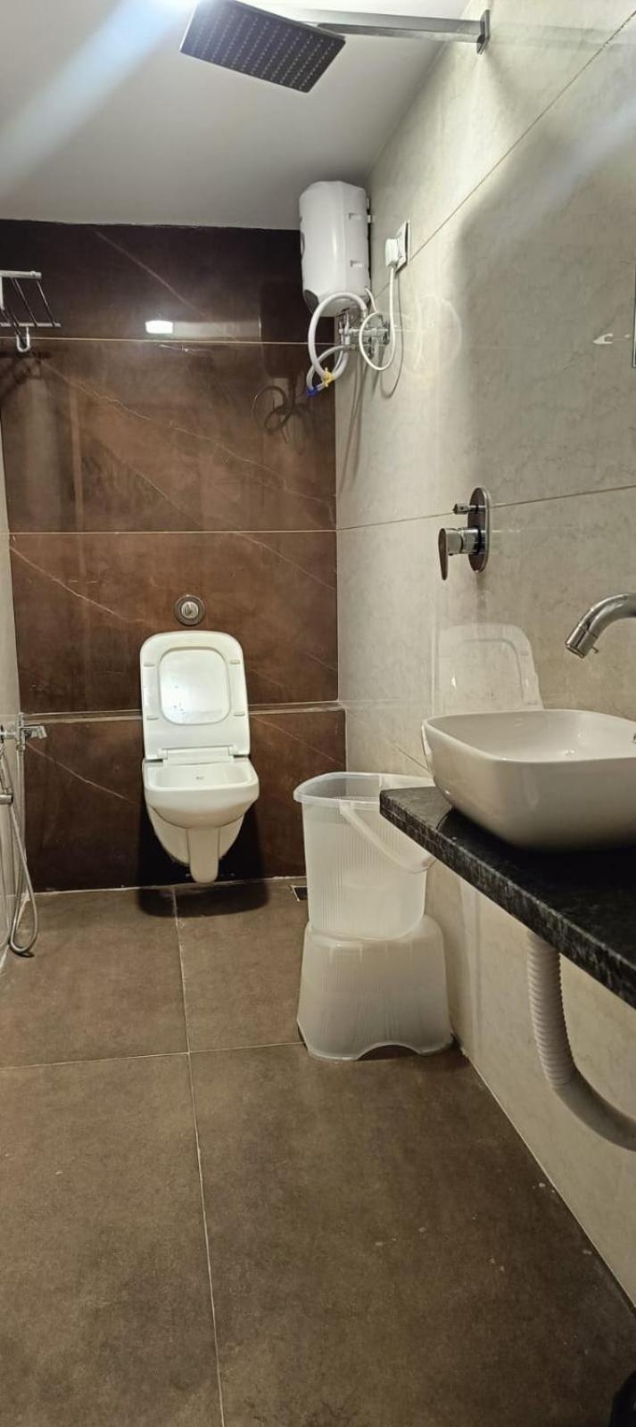 Hotel Royal Square Gandhinagar Buitenkant foto